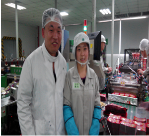 我系教师到企业看望顶岗实习员工并进行专业调研